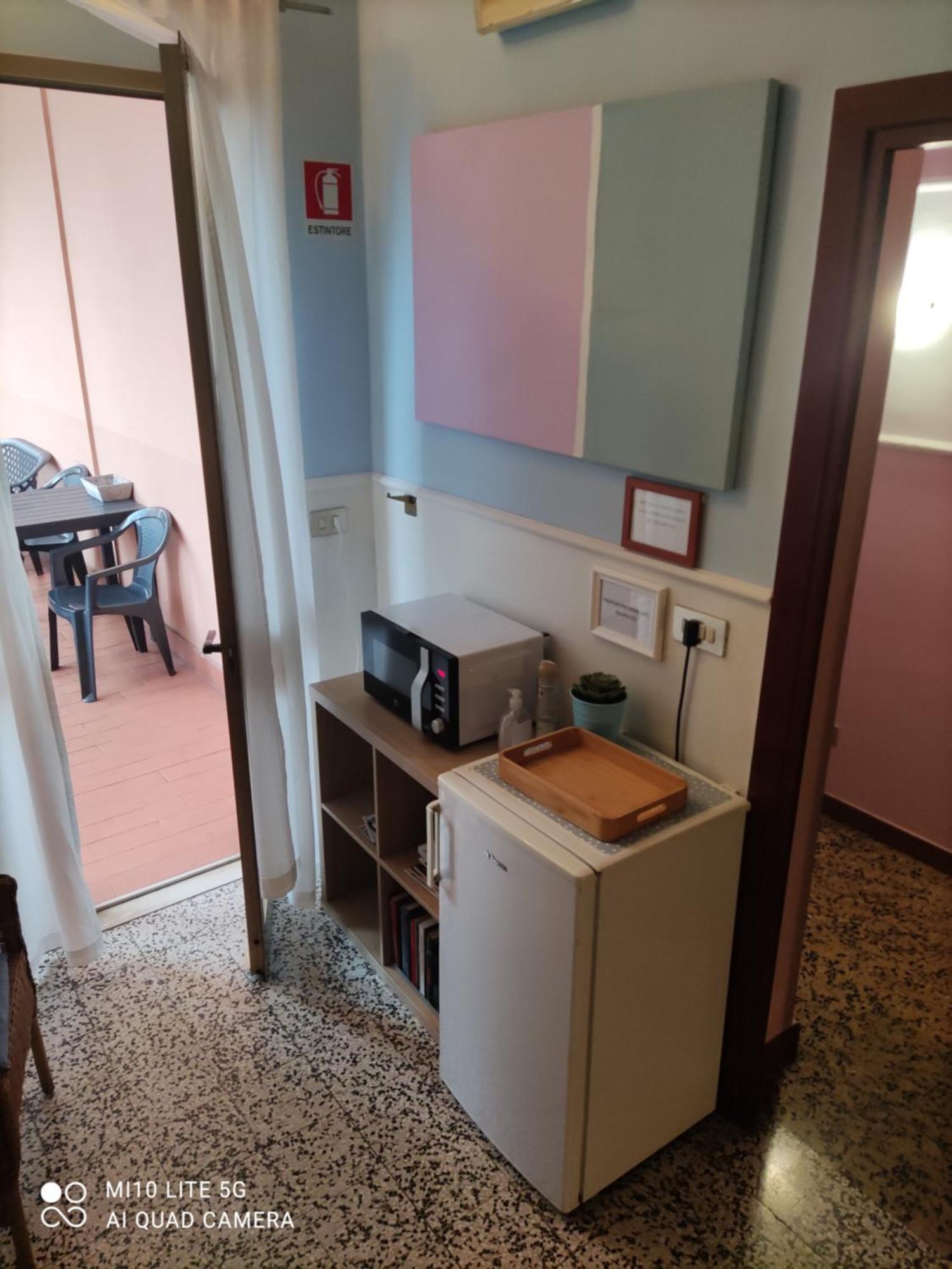 Hostal D'Annunzio House Cesano Boscone Exterior foto